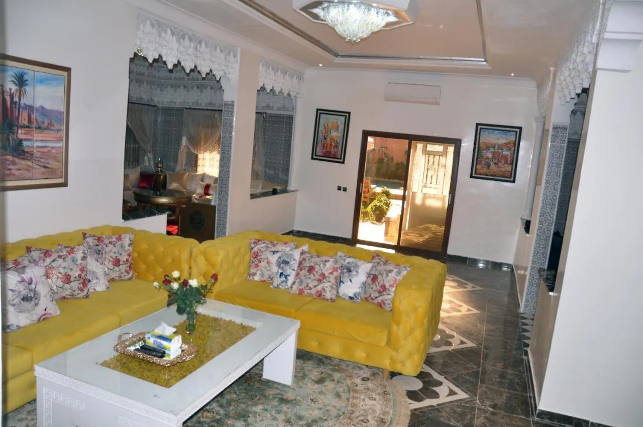 Jolie Villa Moderne Avec Piscine Privee. Marrakesh